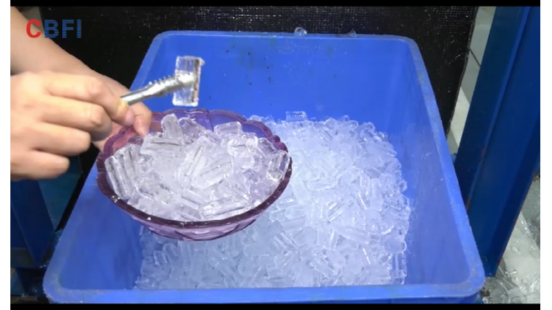 เครื่องทำน้ำแข็งหลอดเชิงอุตสาหกรรม (TV300)